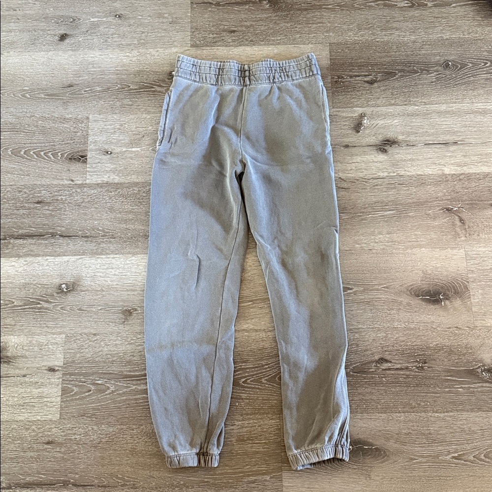 Grey sundry sweatpants size 1